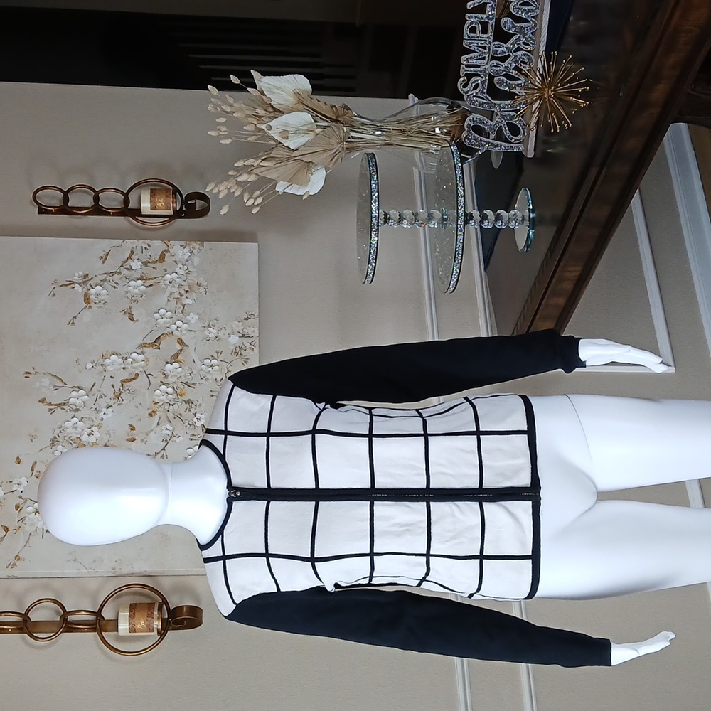 Lauren Ralph Lauren Black and White Front  Zip Cardigan. Size M